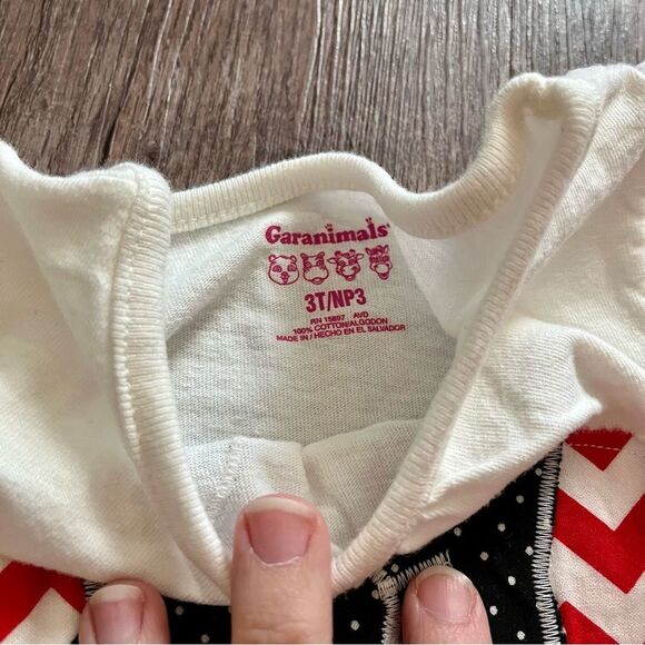 Minnie Mouse “C” Red and White Chevron Set Ruffle Shorts - Picture 3 of 3